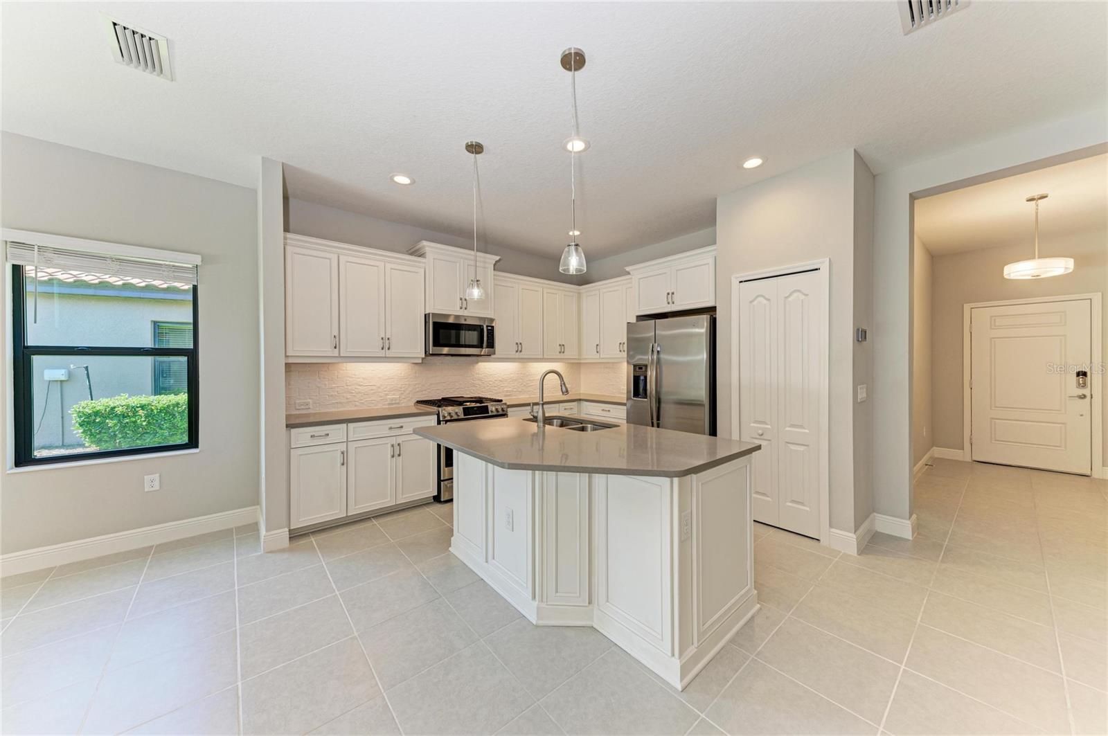 MILANO-PH 2-REPLAT - Residential