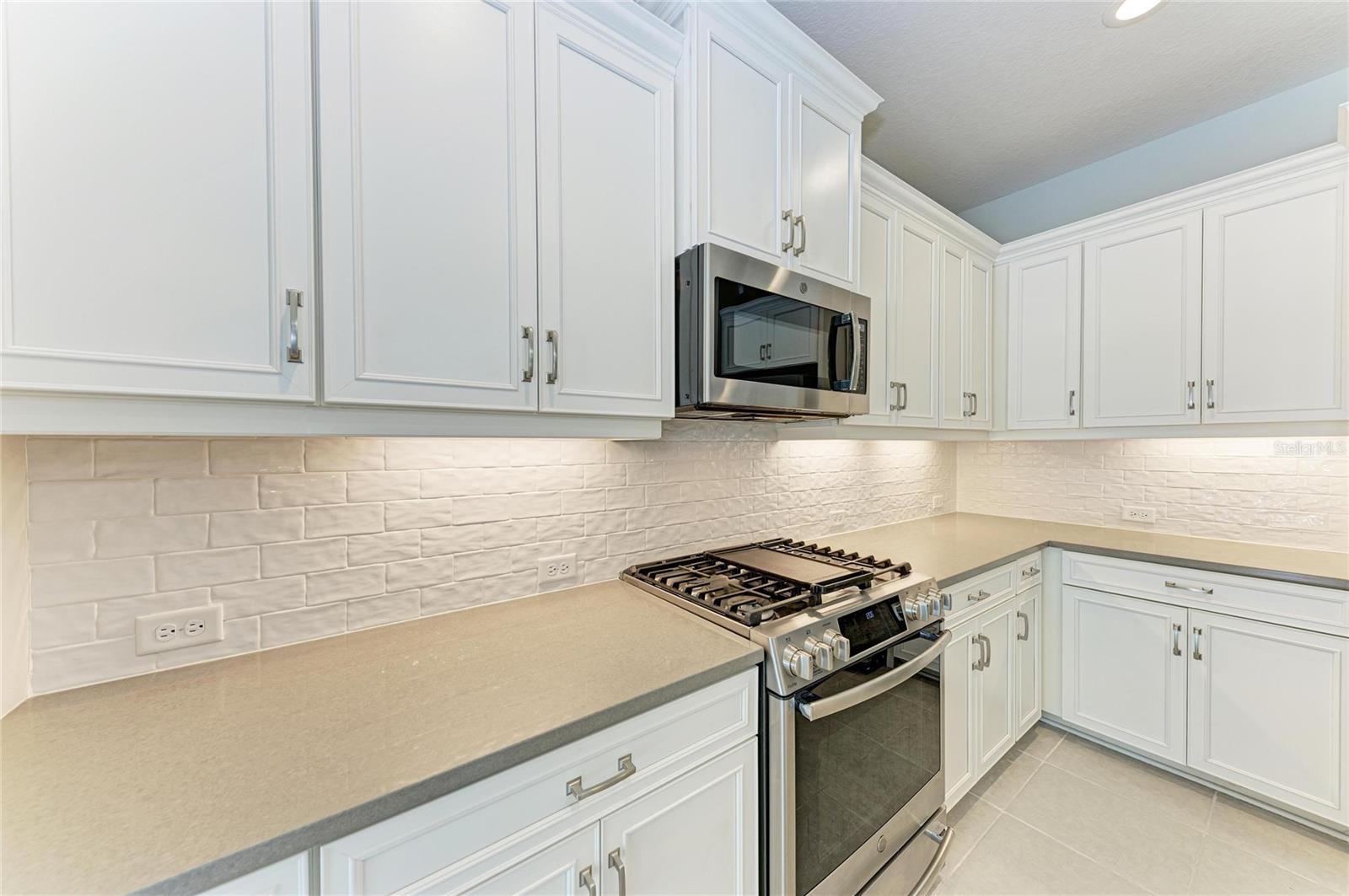 MILANO-PH 2-REPLAT - Residential