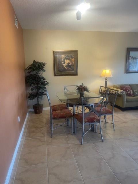 WORLDQUEST RESIDENCE - Residential