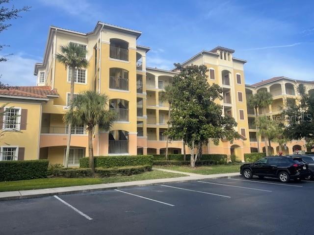 WORLDQUEST RESIDENCE - Residential