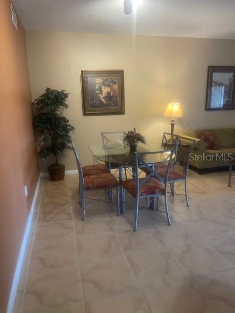 WORLDQUEST RESIDENCE - Residential