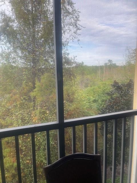 WORLDQUEST RESIDENCE - Residential