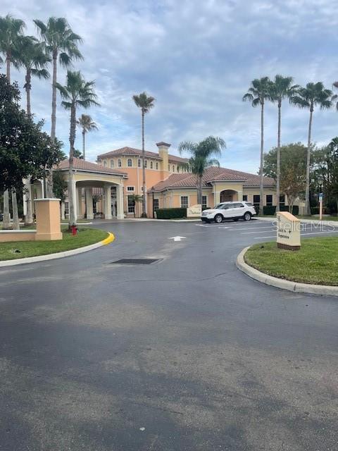 WORLDQUEST RESIDENCE - Residential