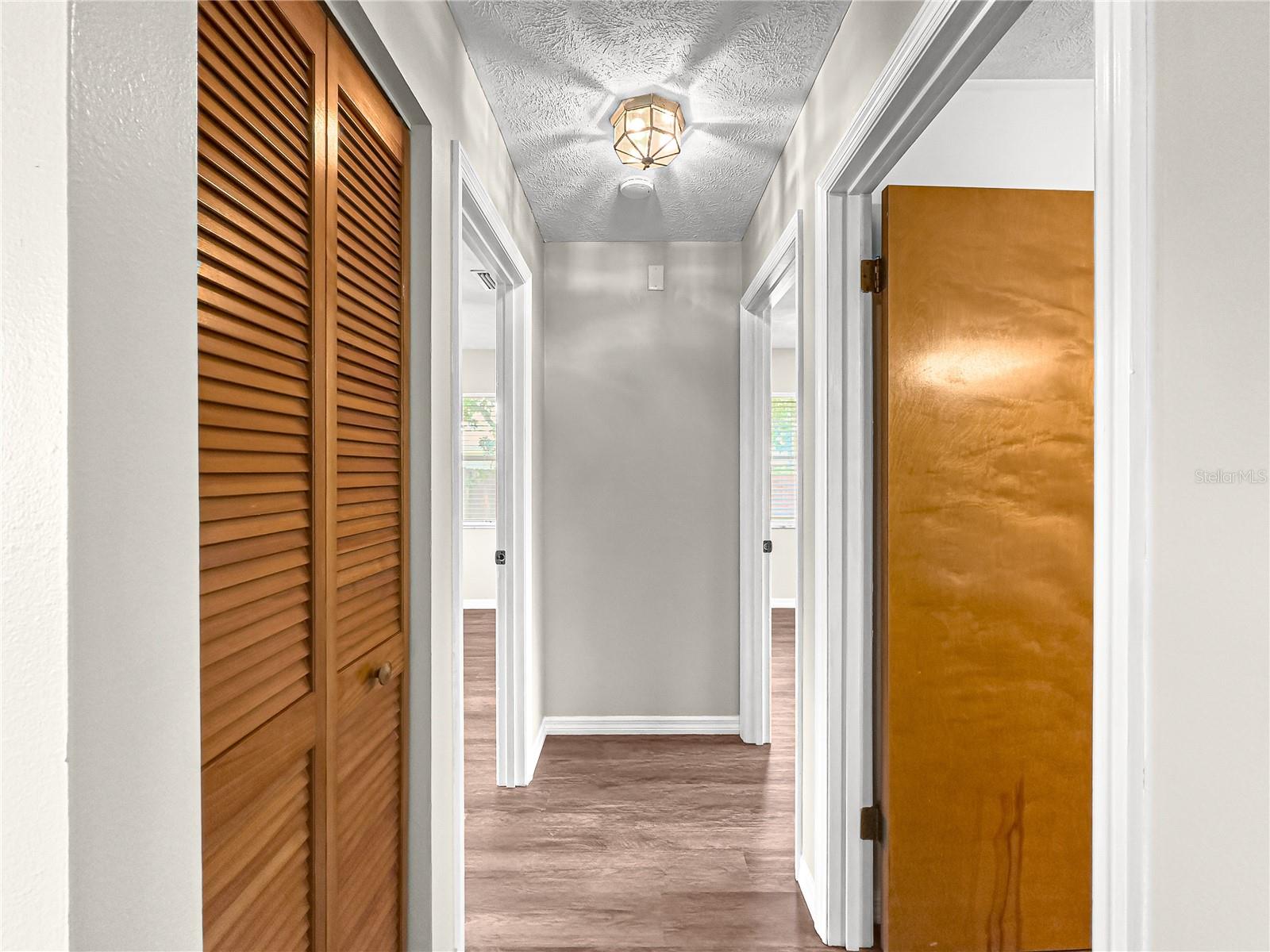 HAWKS POINT - Residential Lease