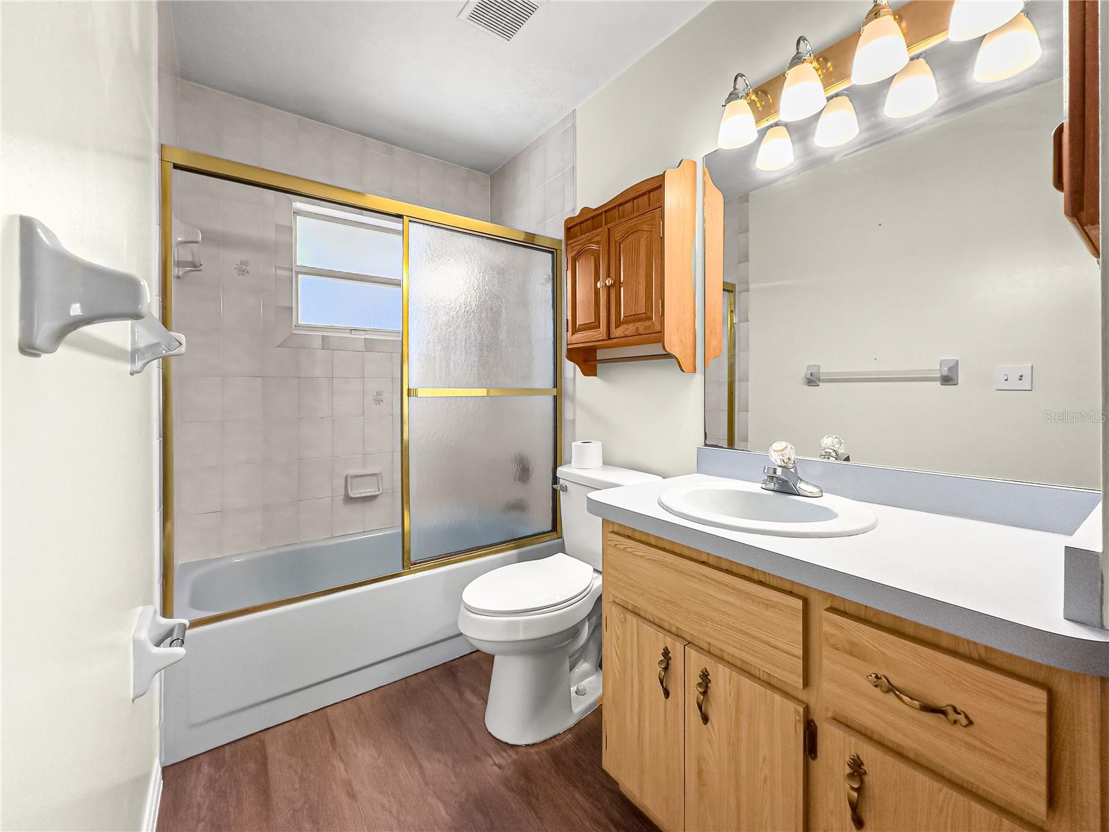 HAWKS POINT - Residential Lease