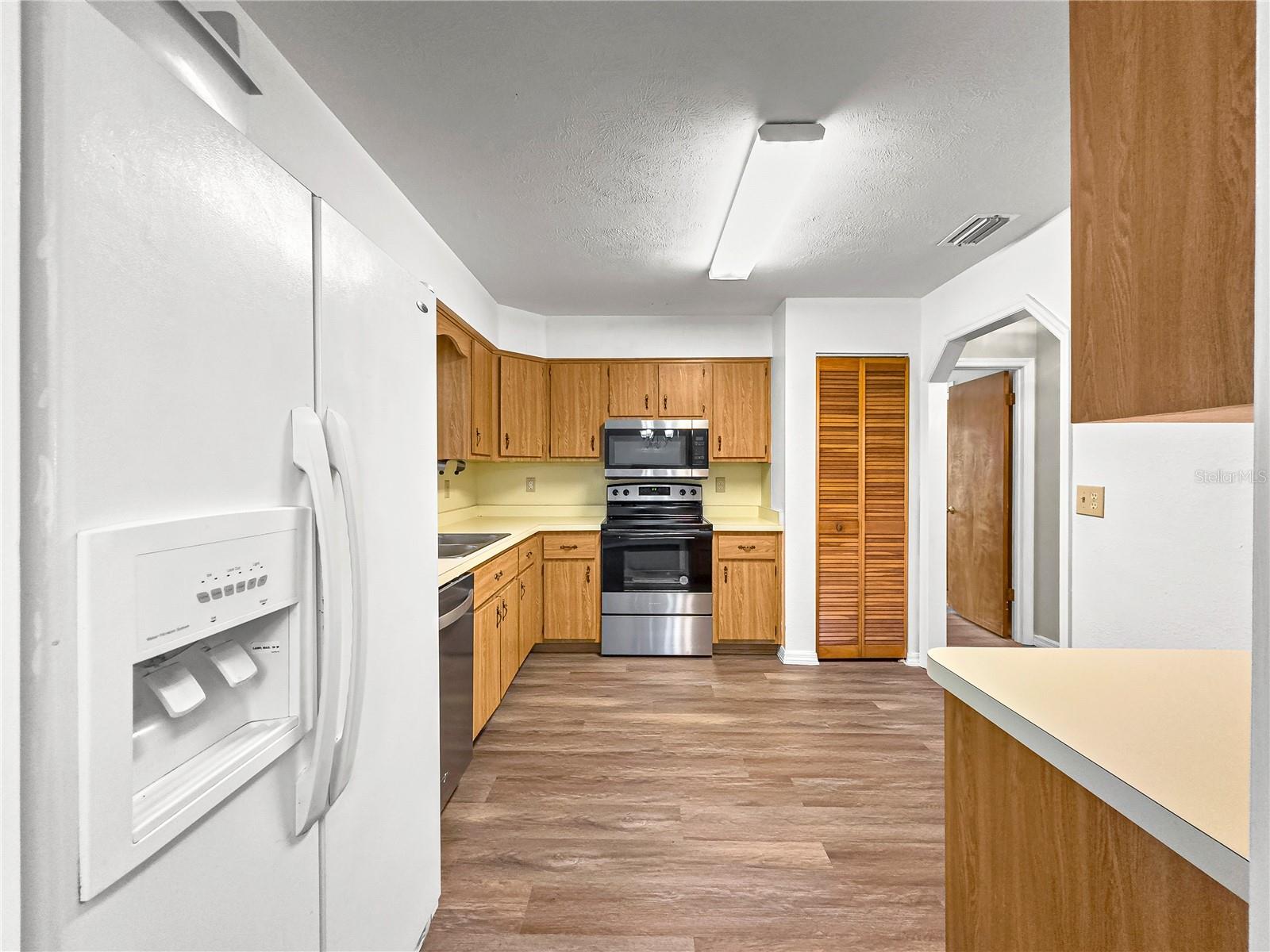 HAWKS POINT - Residential Lease