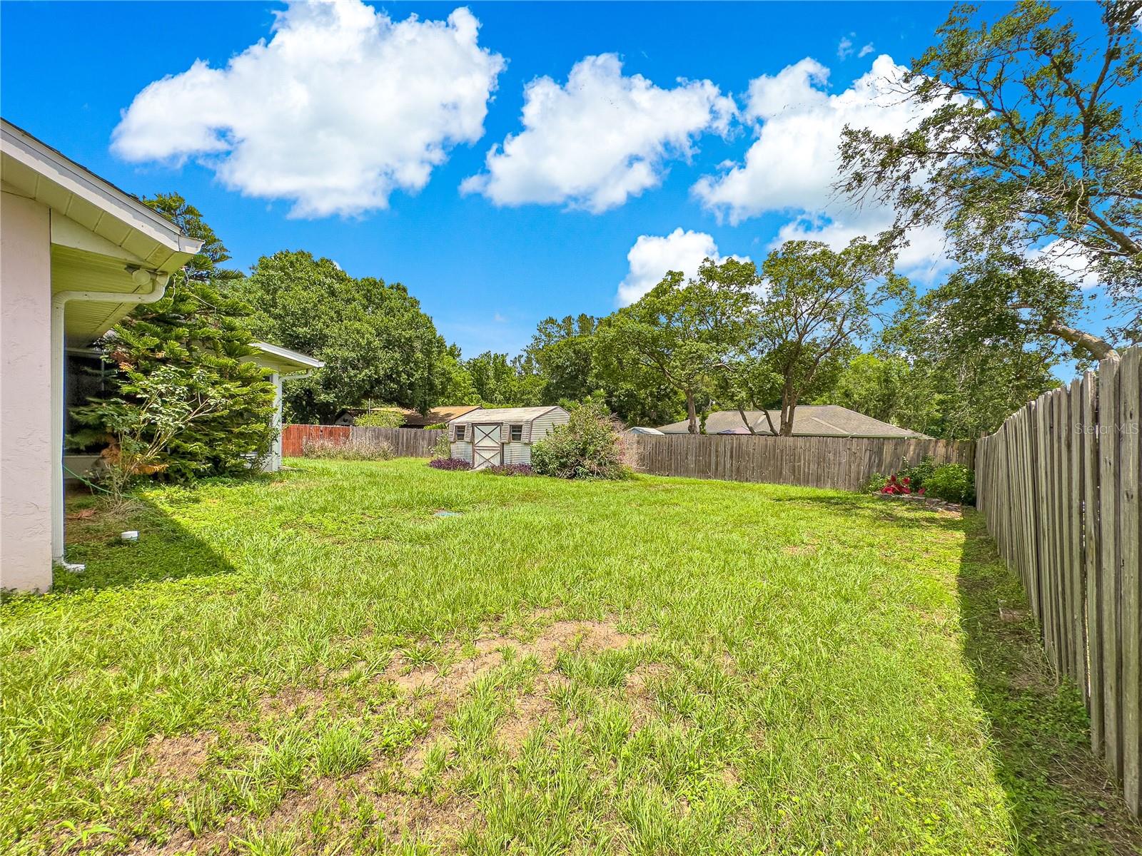 HAWKS POINT - Residential Lease