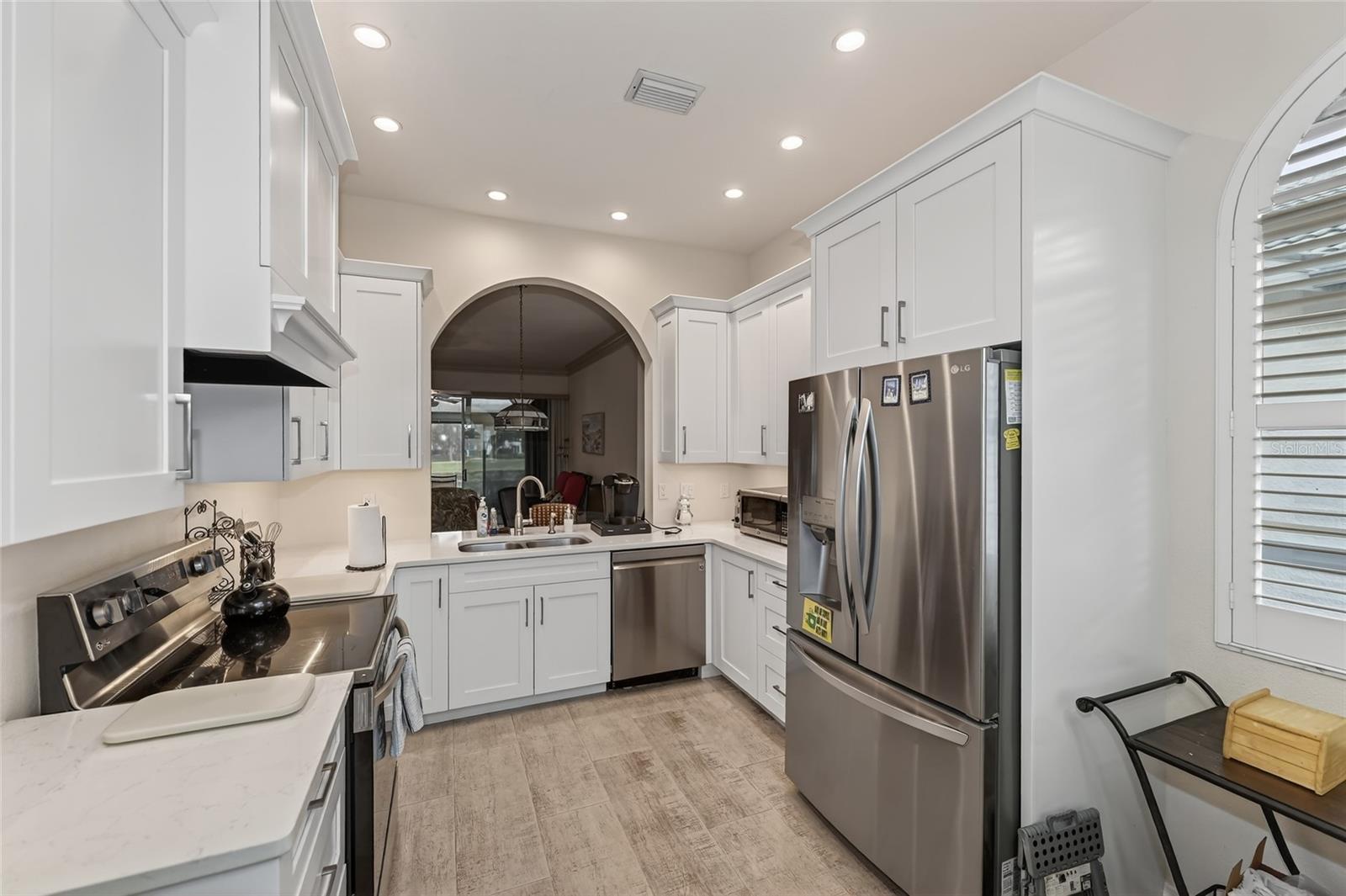 LONG COMMON - Residential