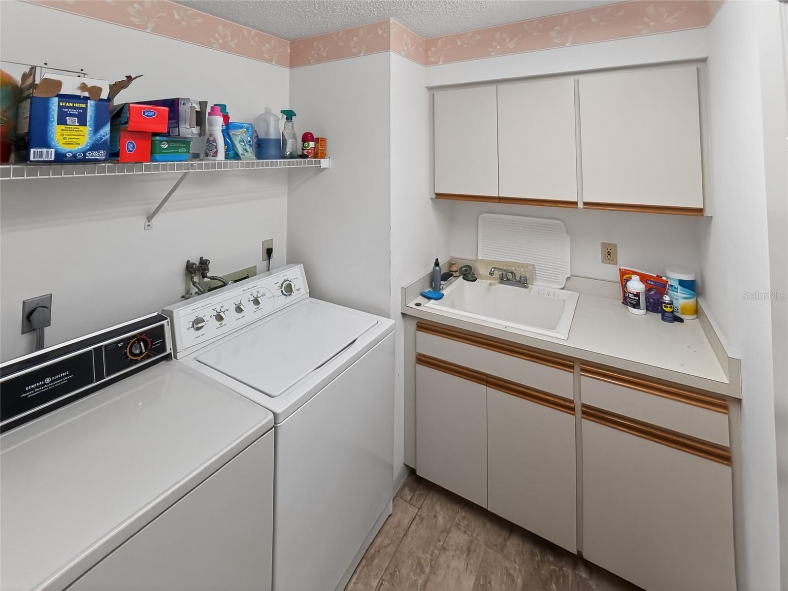 LONG COMMON - Residential