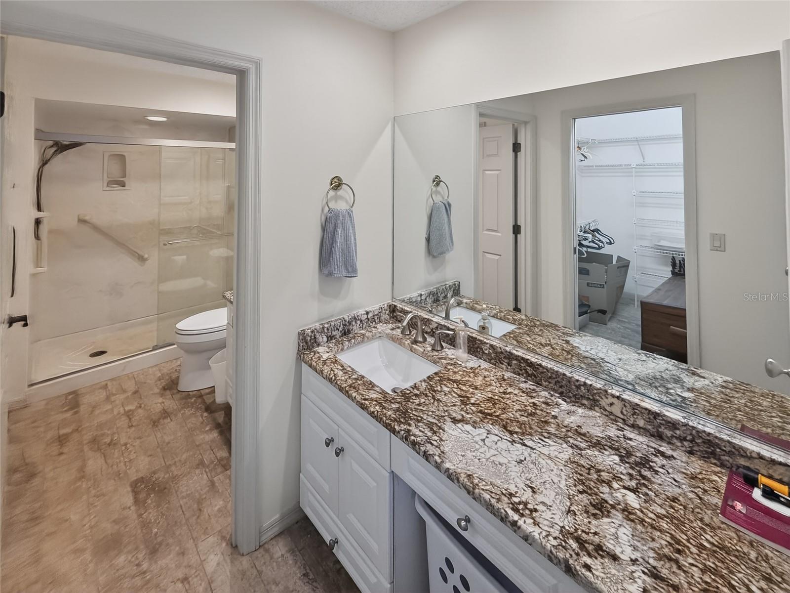 LONG COMMON - Residential