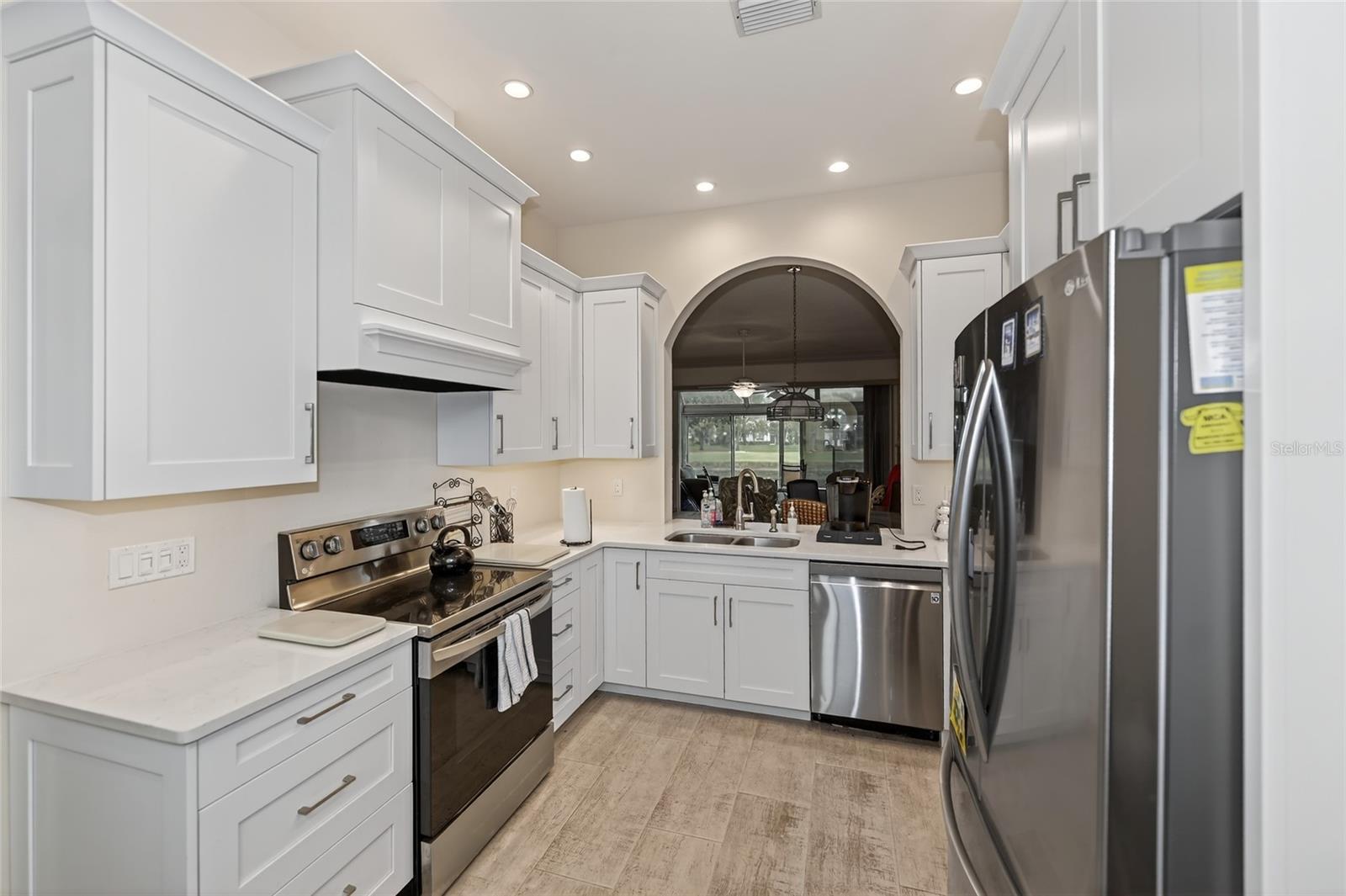 LONG COMMON - Residential