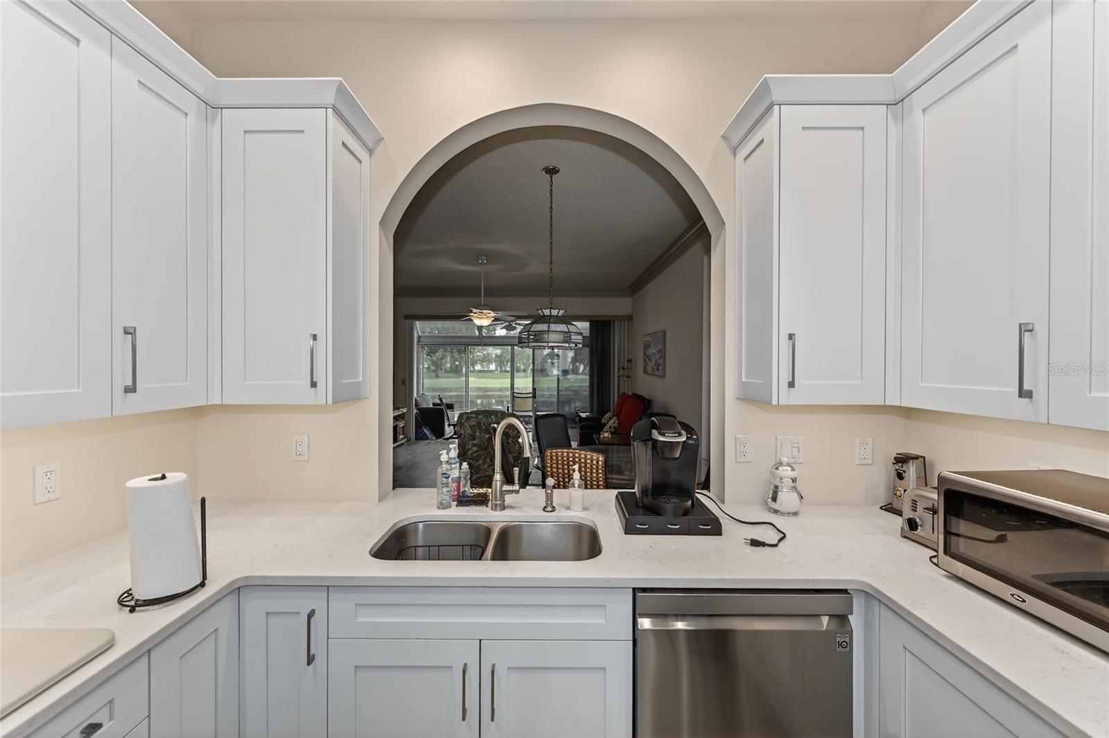 LONG COMMON - Residential