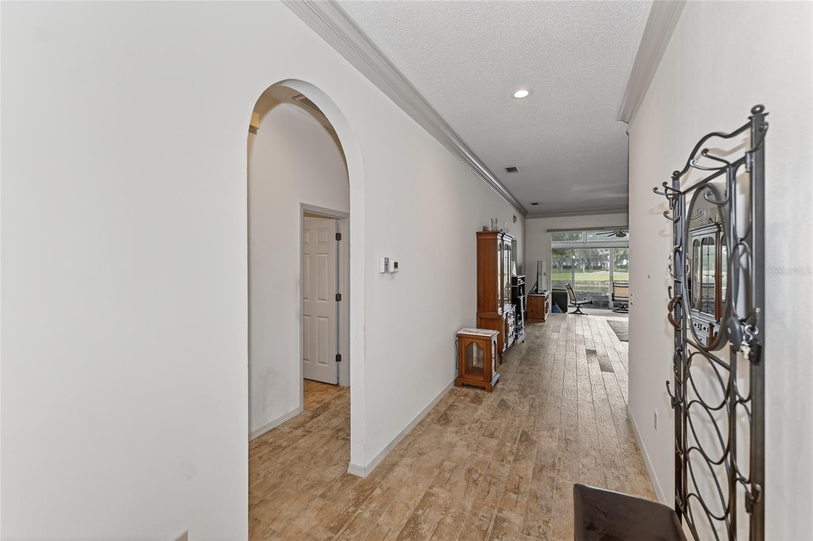 LONG COMMON - Residential