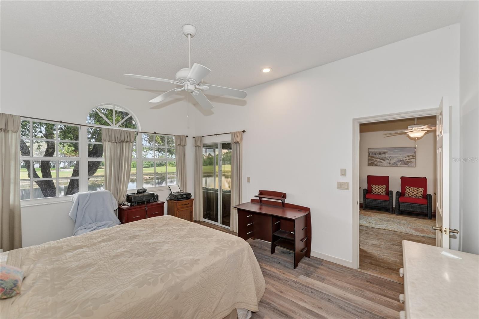 LONG COMMON - Residential