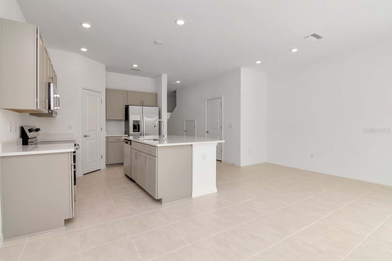 RIVER LNDG PH 2E-2F-3E - Residential