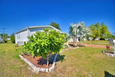 A home in LAKELAND