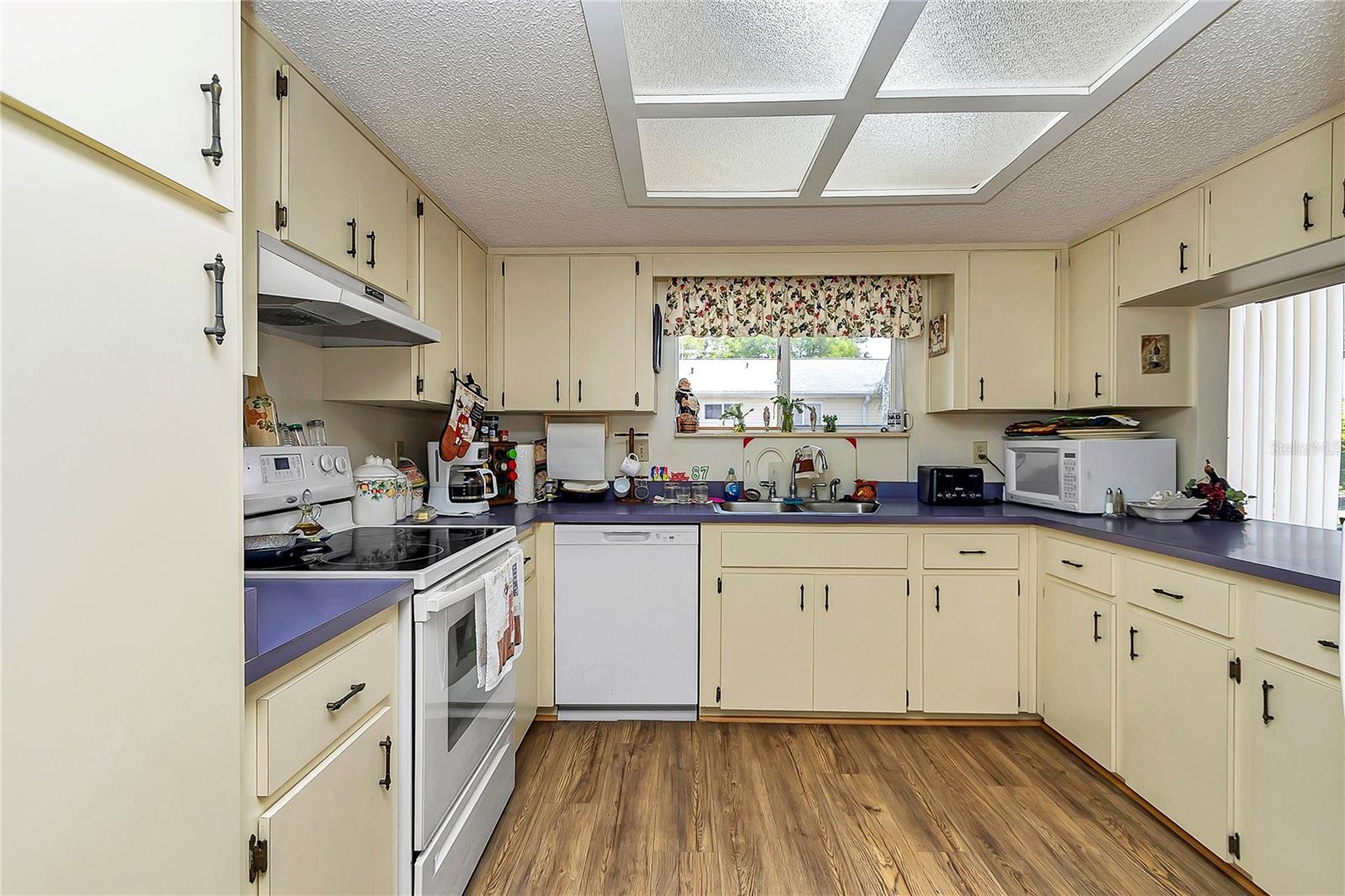 OAK RUN NEIGHBORHOOD 1 - Residential