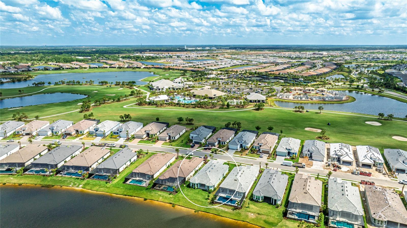 AZARIO ESPLANADE PH VI - Residential