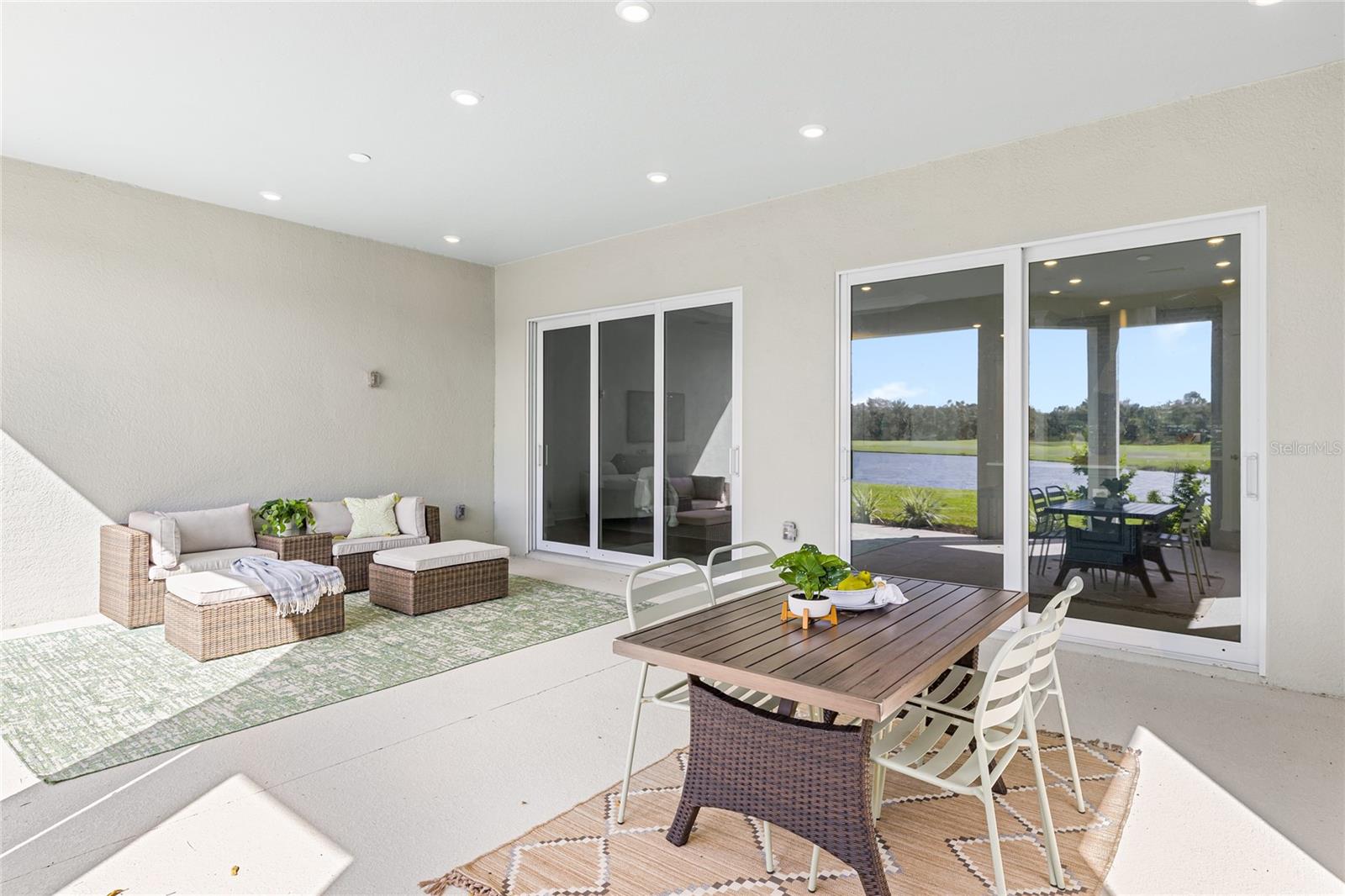 AZARIO ESPLANADE PH VI - Residential