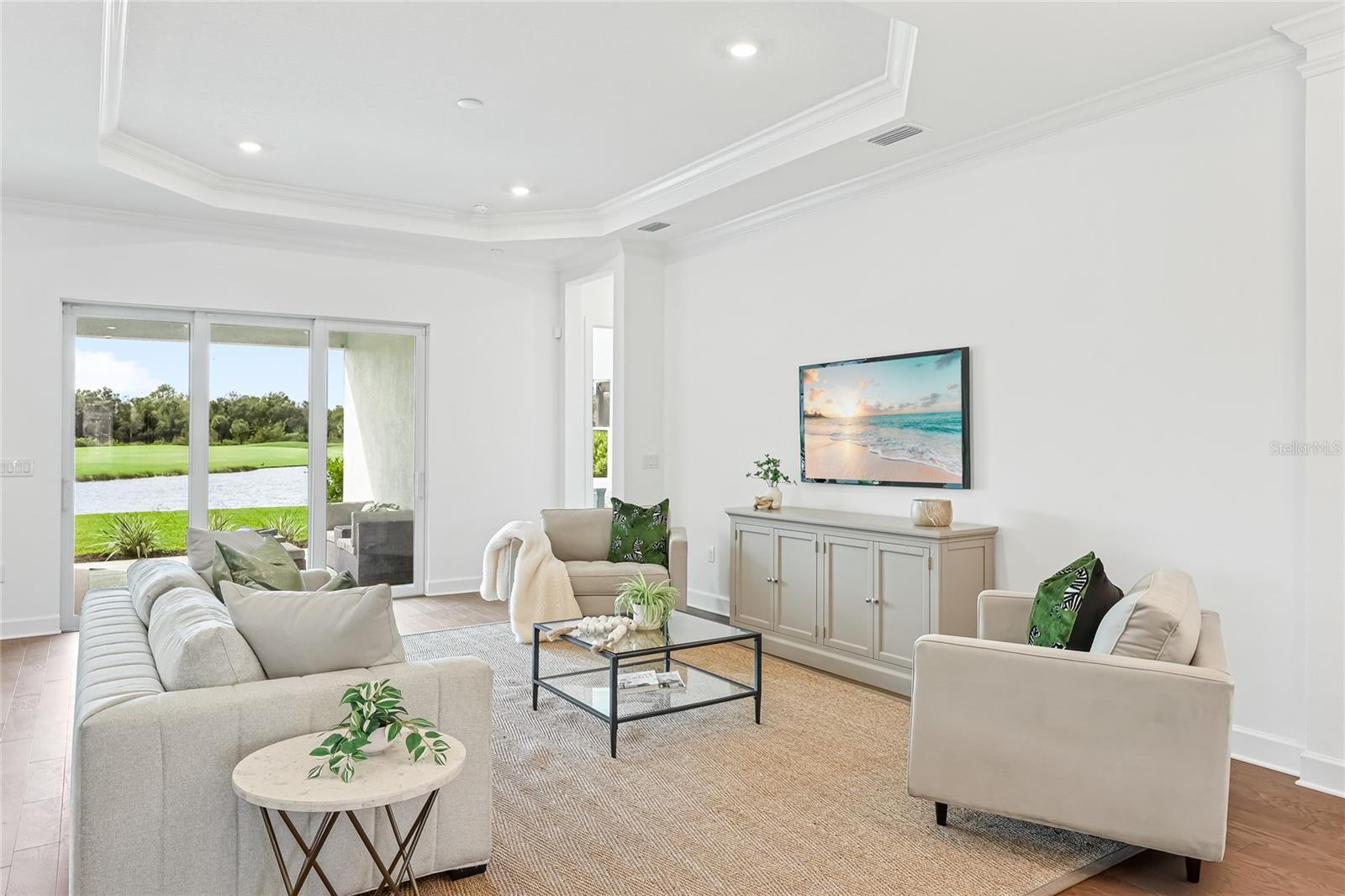 AZARIO ESPLANADE PH VI - Residential