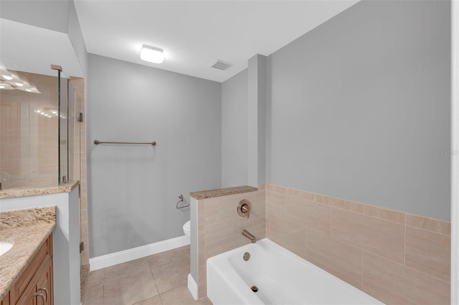 PINES AT EAGLE RIDGE 01-11 - Residential