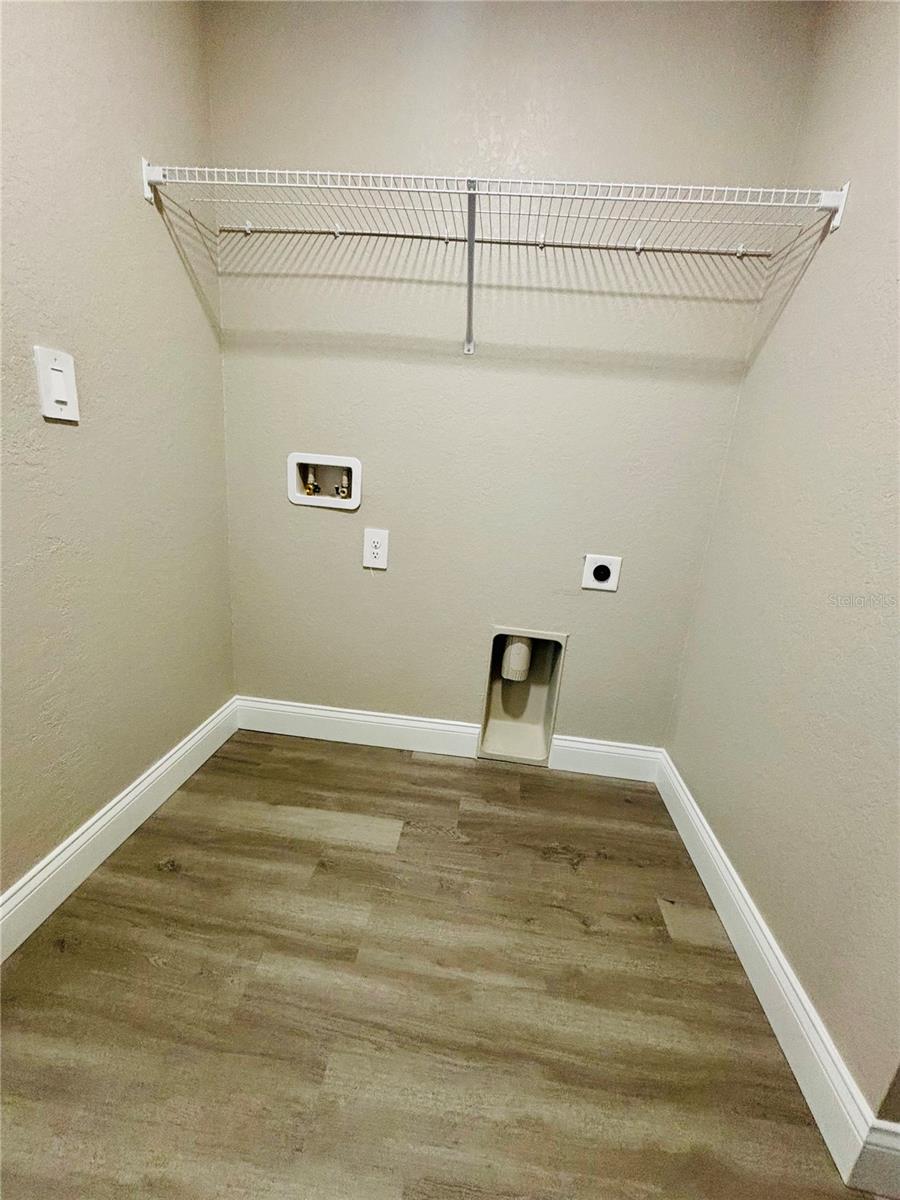 ROBERTS C E SUB - Residential