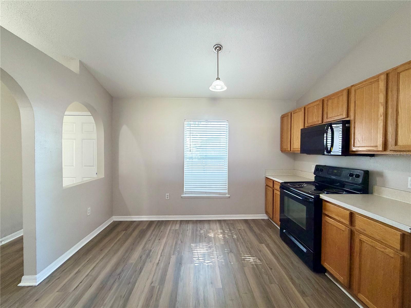 QUEENS COVE PH 04 - Residential