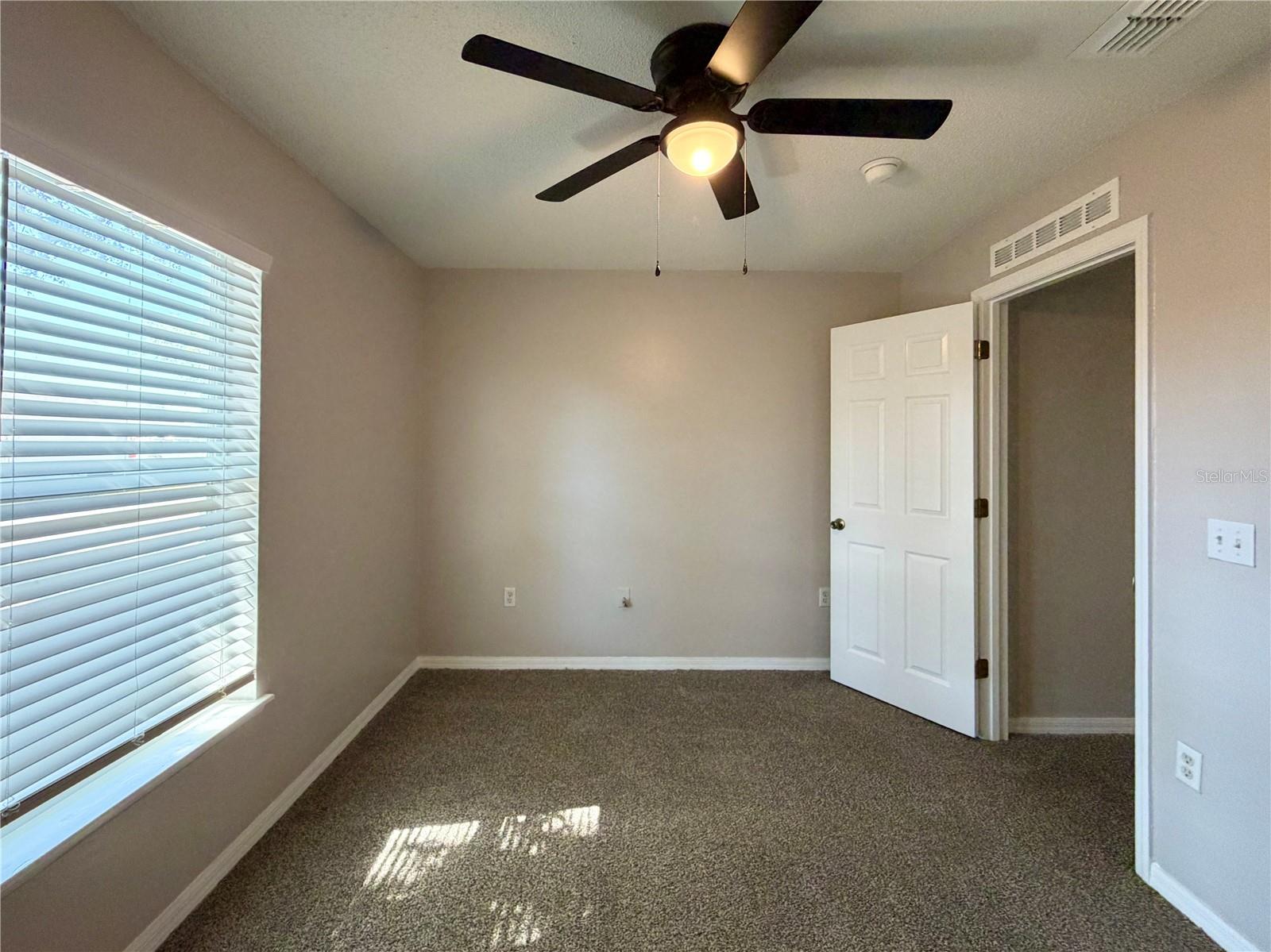 QUEENS COVE PH 04 - Residential