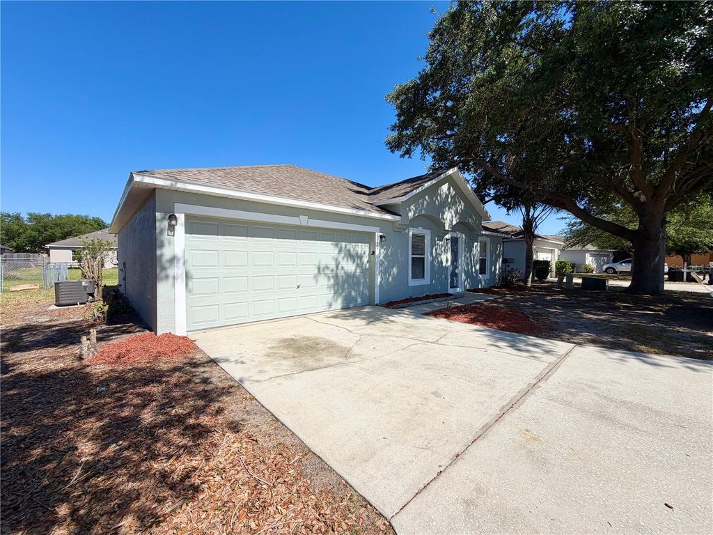 Photo of 3642 Queens Cove Boulevard, Winter Haven, FL 33880 (MLS # O6406940)