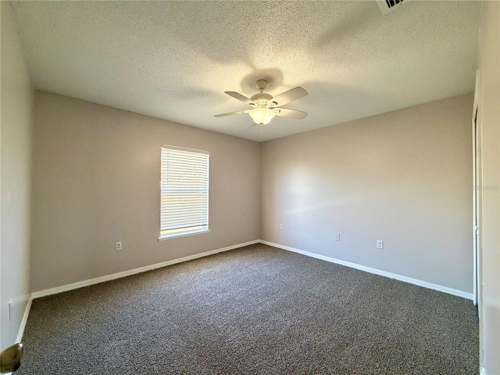 QUEENS COVE PH 04 - Residential