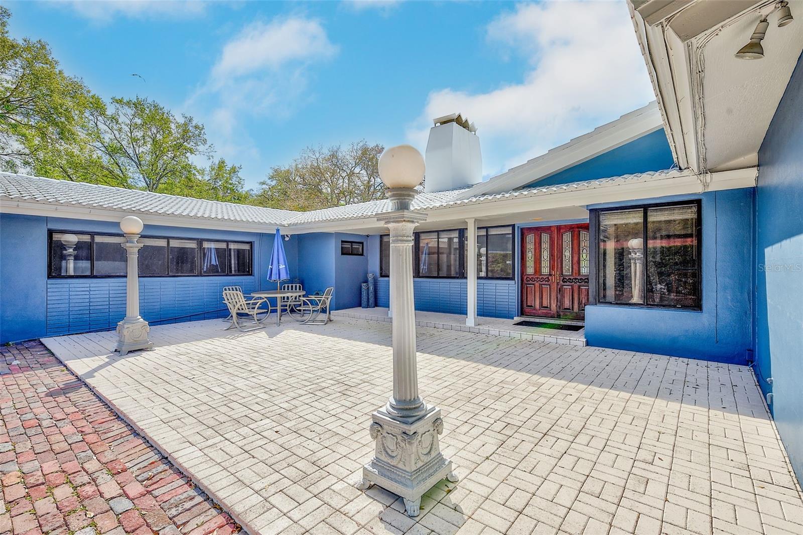 SHERWOOD MANOR - Residential