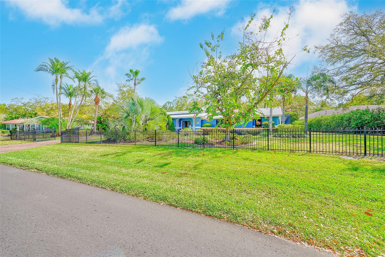 SHERWOOD MANOR - Residential