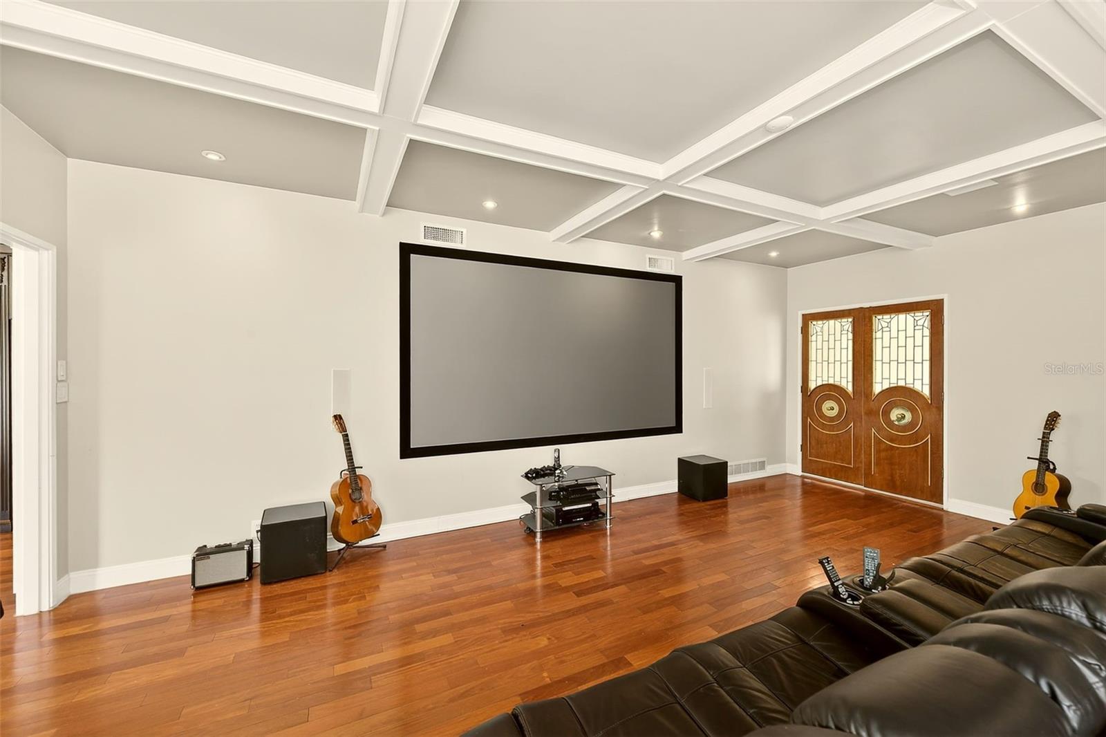 SHERWOOD MANOR - Residential