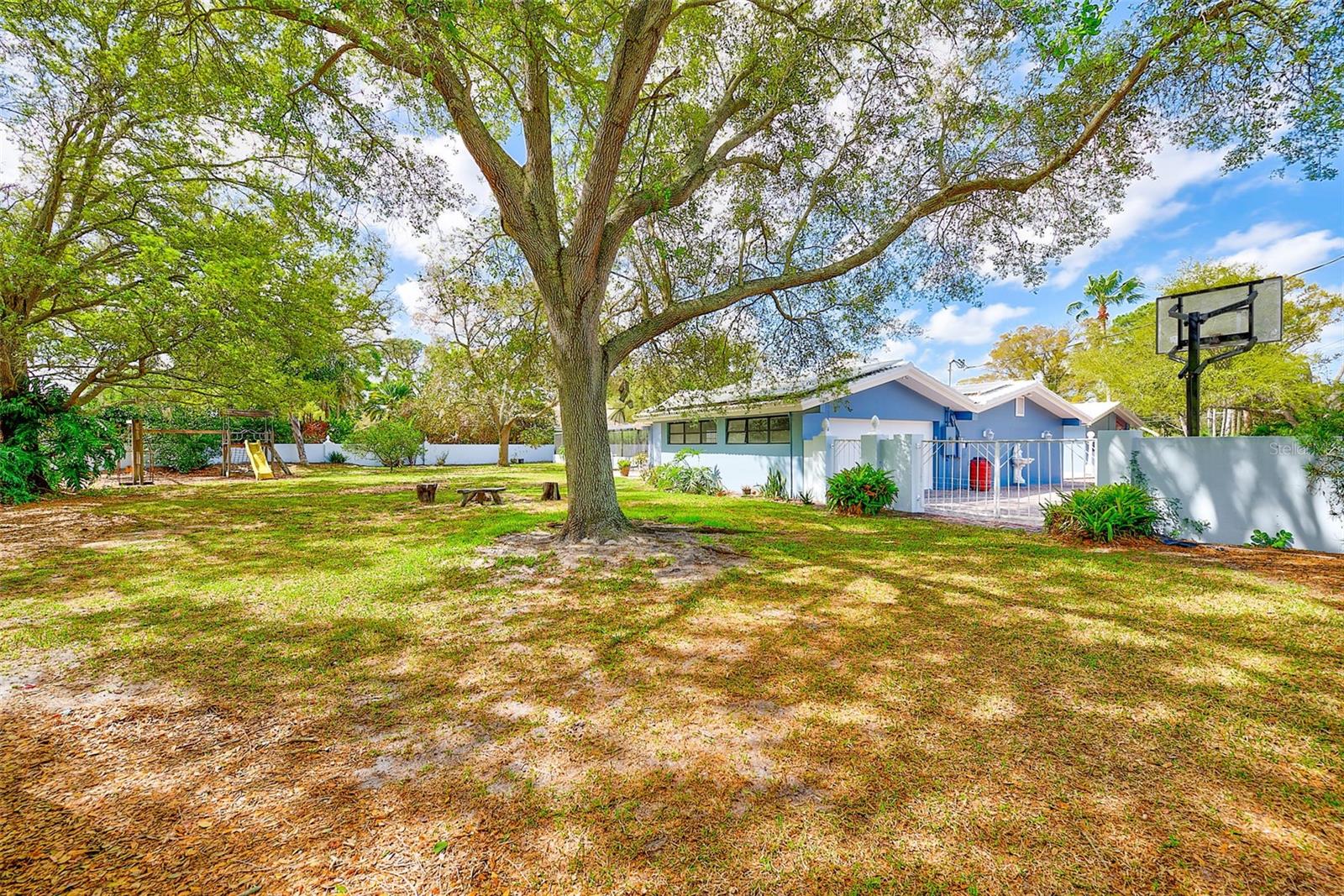 SHERWOOD MANOR - Residential