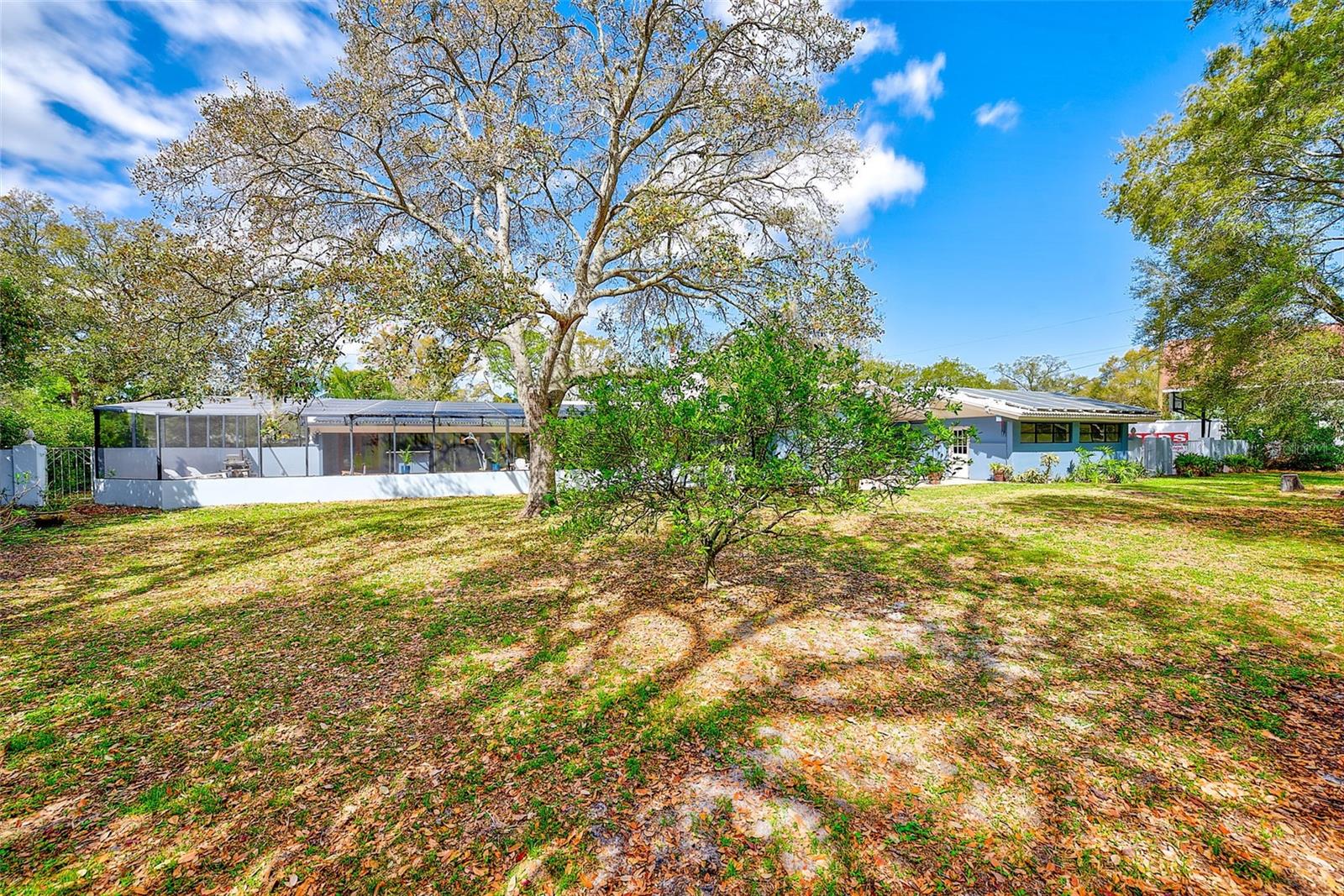 SHERWOOD MANOR - Residential