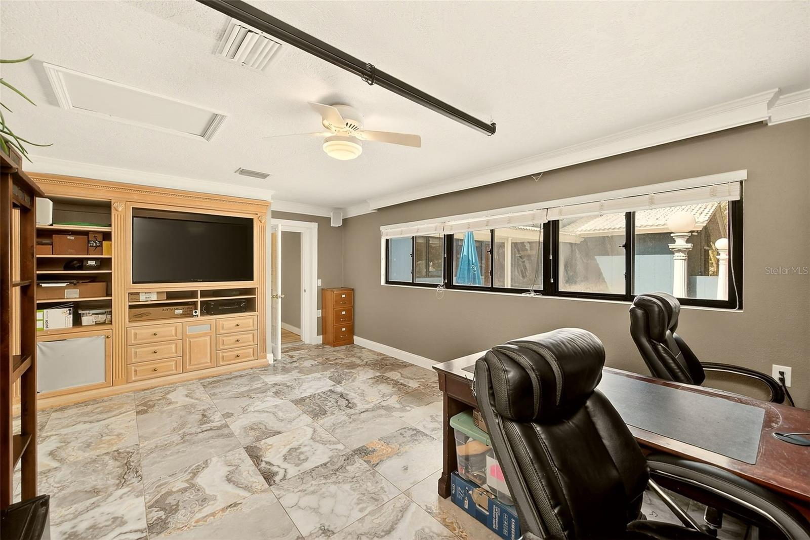 SHERWOOD MANOR - Residential