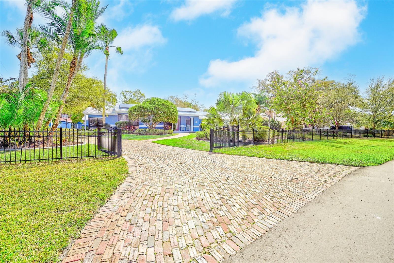 SHERWOOD MANOR - Residential