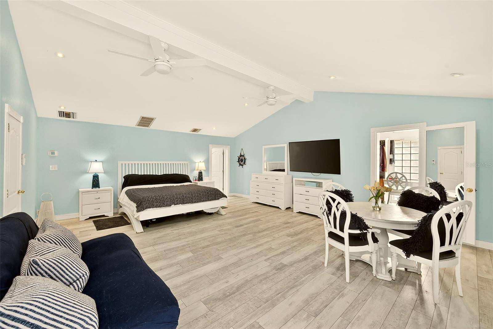 SHERWOOD MANOR - Residential