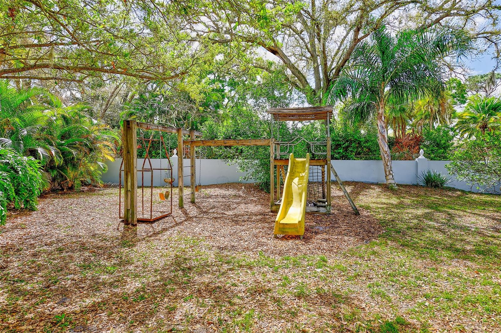 SHERWOOD MANOR - Residential