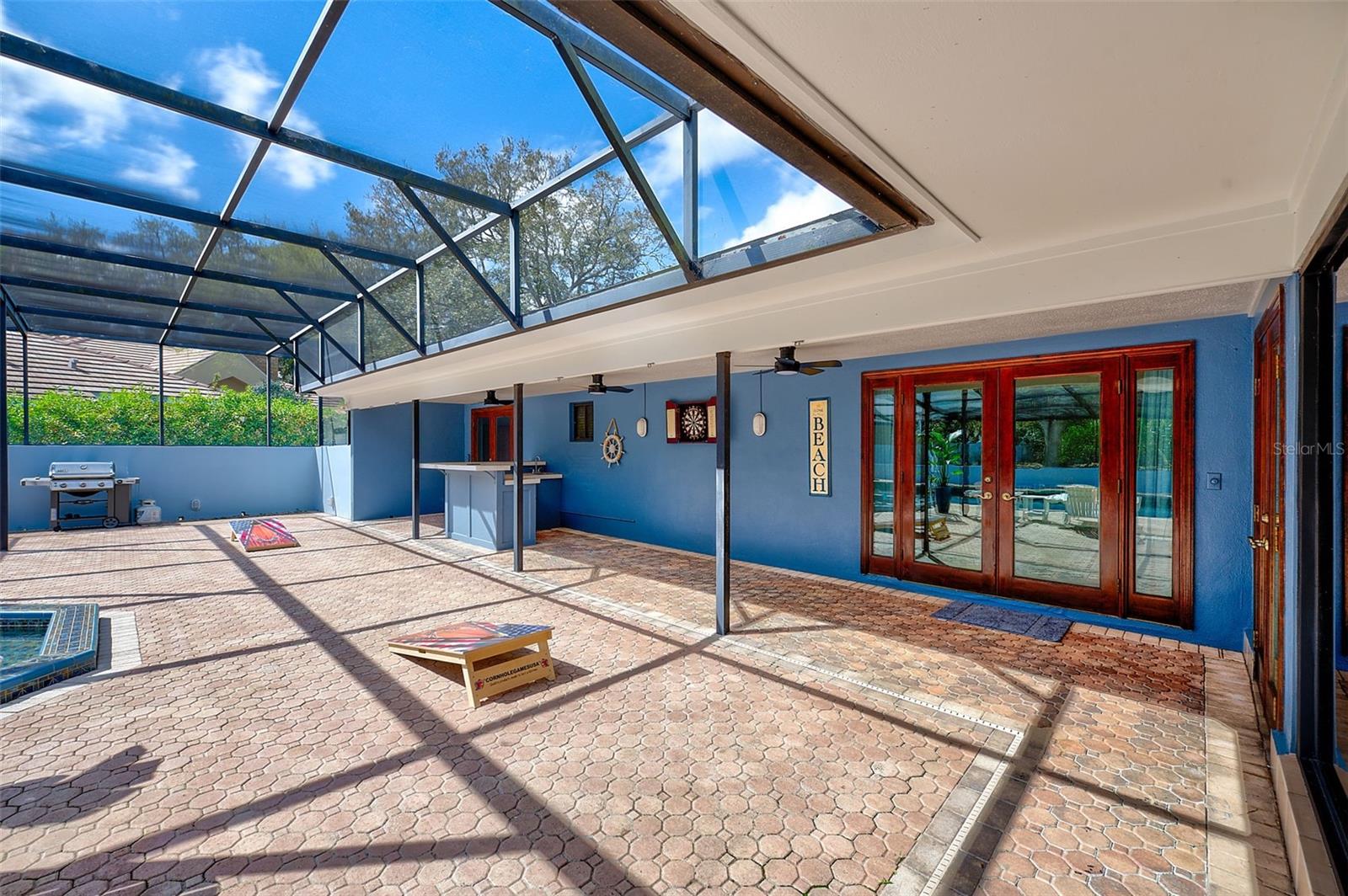 SHERWOOD MANOR - Residential