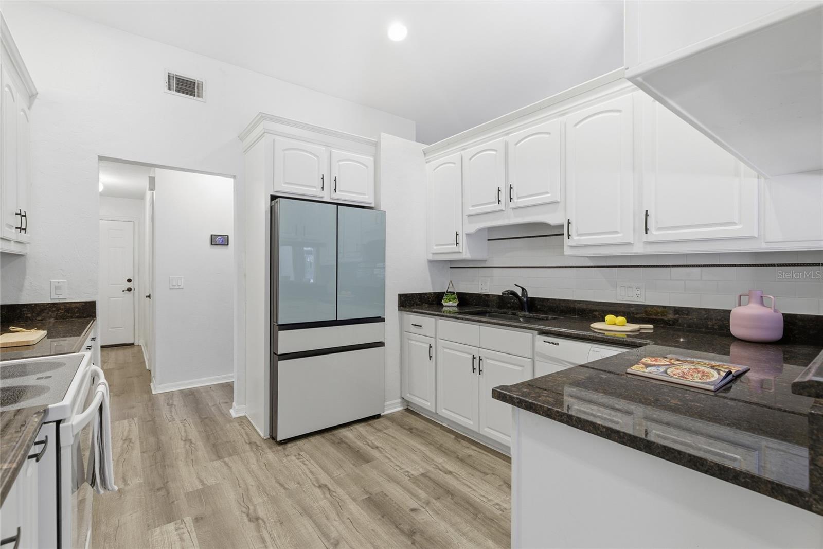 SUMMER CREEK PH I - Residential