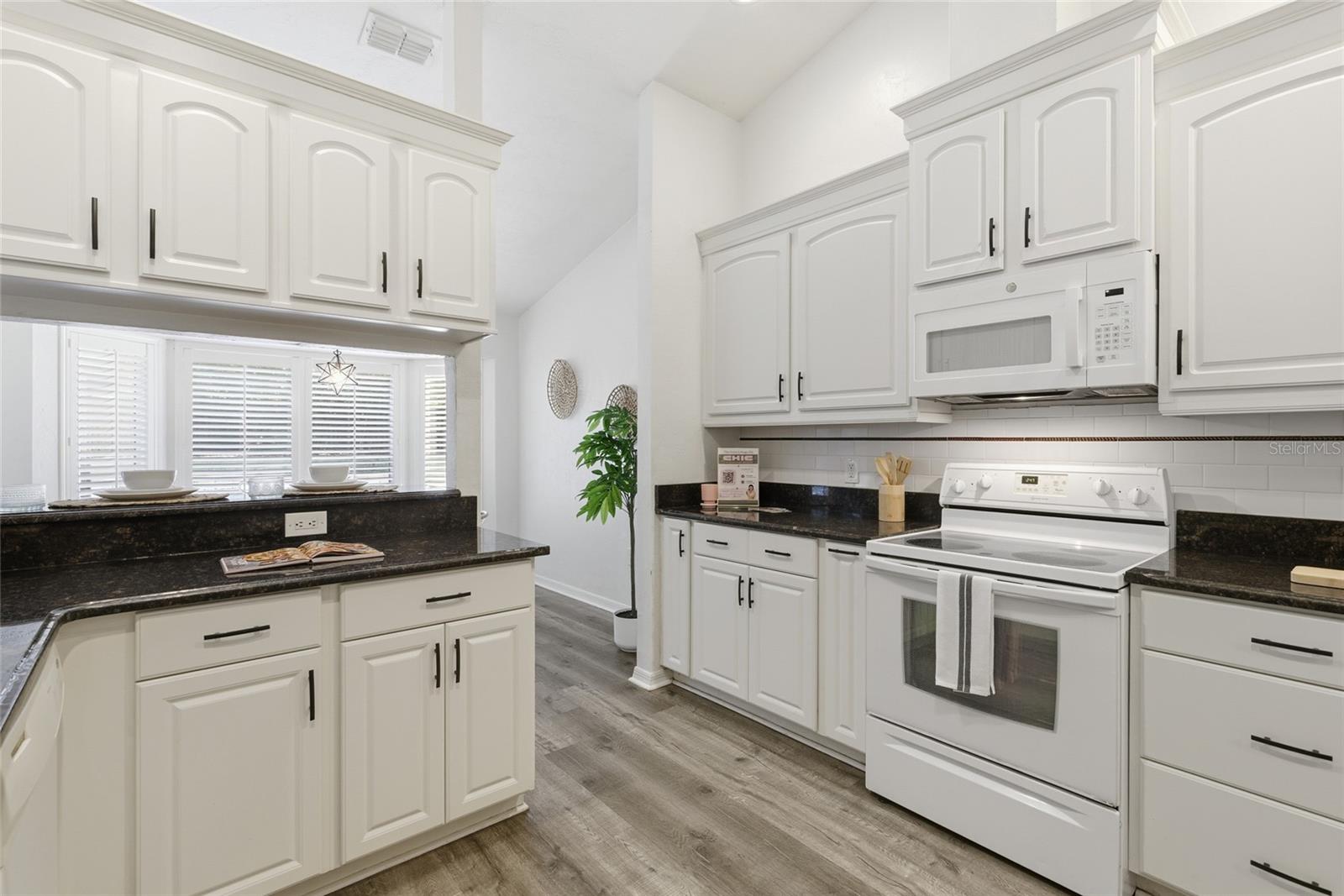 SUMMER CREEK PH I - Residential