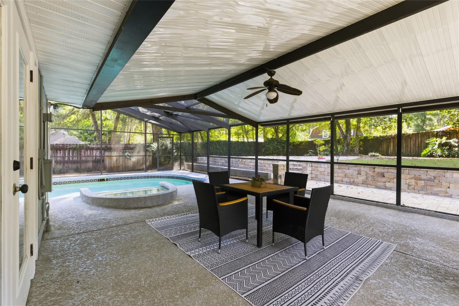 SUMMER CREEK PH I - Residential