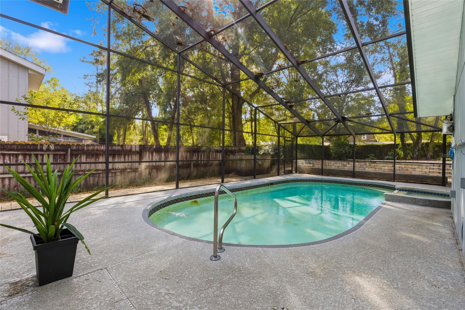 SUMMER CREEK PH I - Residential