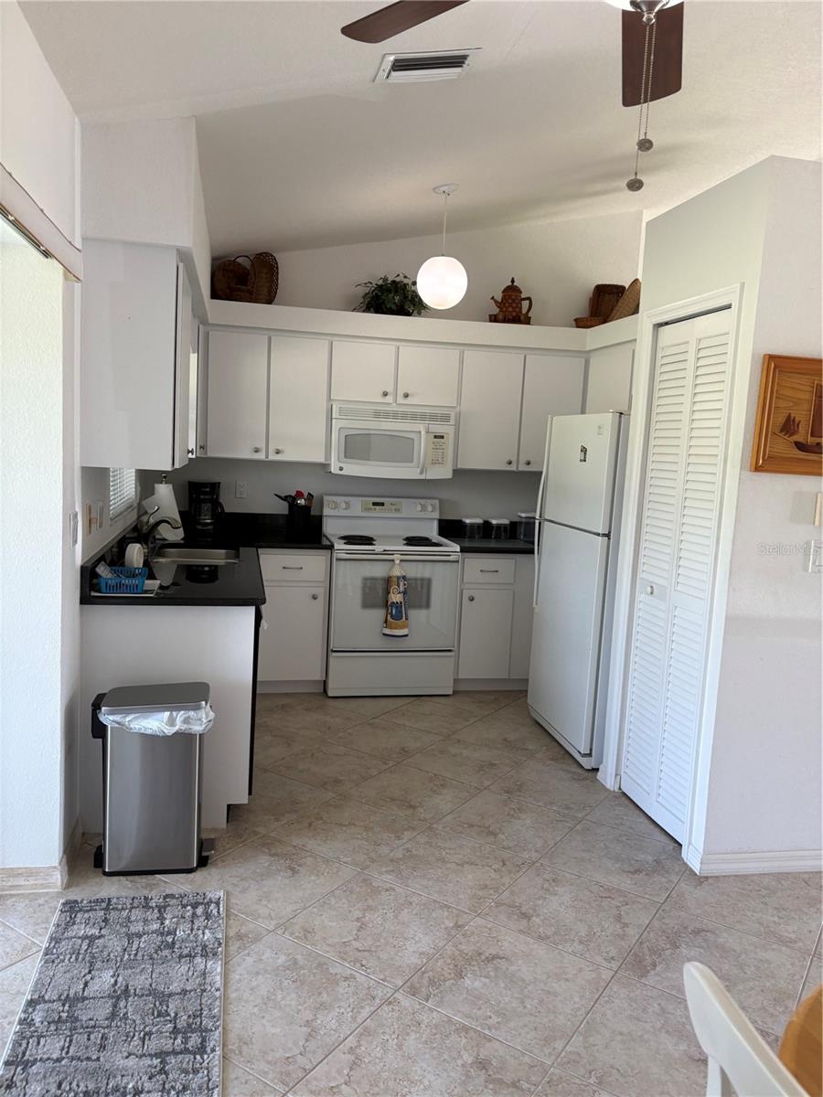 ROTONDA WEST OAKLAND HILLS - Residential