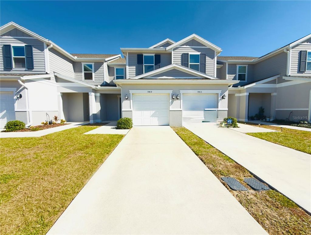 Photo of 9419 Westside Hills Drive, Davenport, FL 33896 (MLS # O6360265)