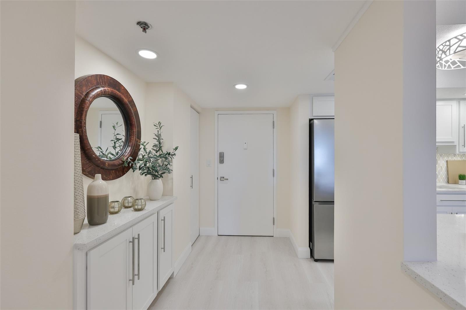 7430 SUNSHINE SKYWAY LANE S 305