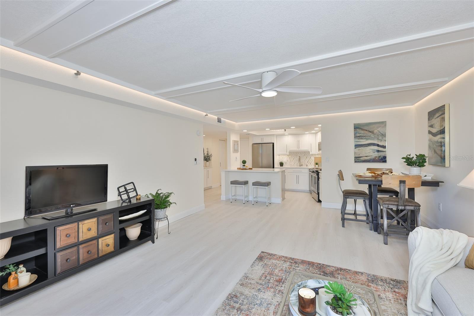 SOUTH BAY CONDO - Residential