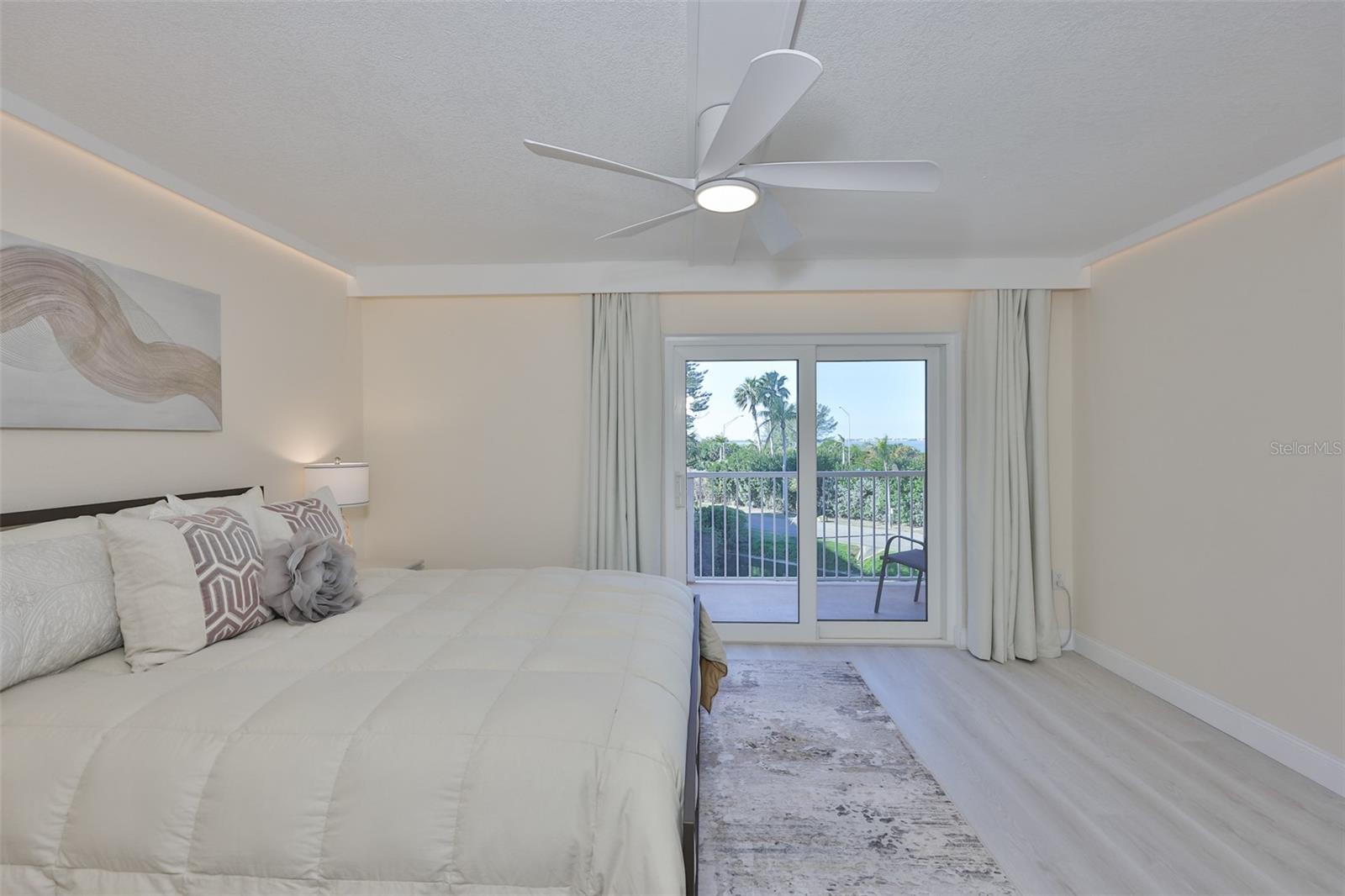 SOUTH BAY CONDO - Residential