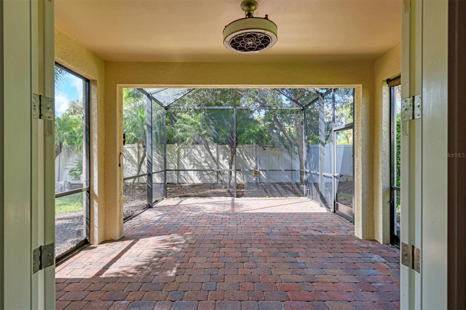 CALUSA PARK - Residential